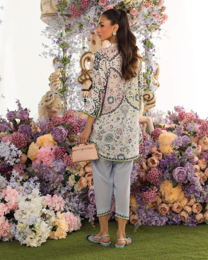 Botanical Dreams - Pastel Lawn Ensemble